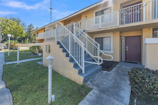 $265,000 | 430 Northwest 214th Street, Unit 103, Miami Gardens, FL 33169