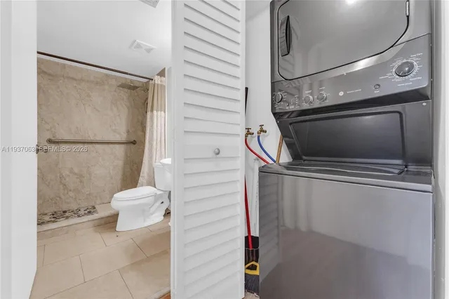 $265,000 | 430 Northwest 214th Street, Unit 103, Miami Gardens, FL 33169