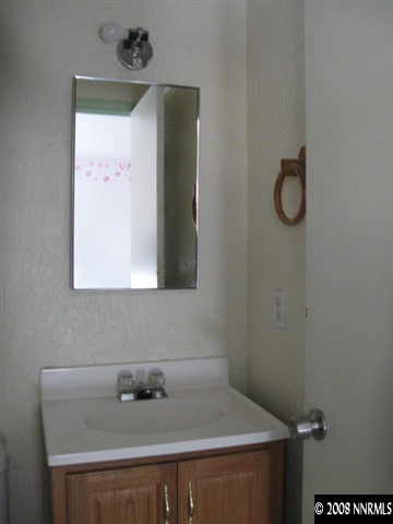 420 Kess Way Reno, NV 89506 - Photo 2 of 4 Photo 2