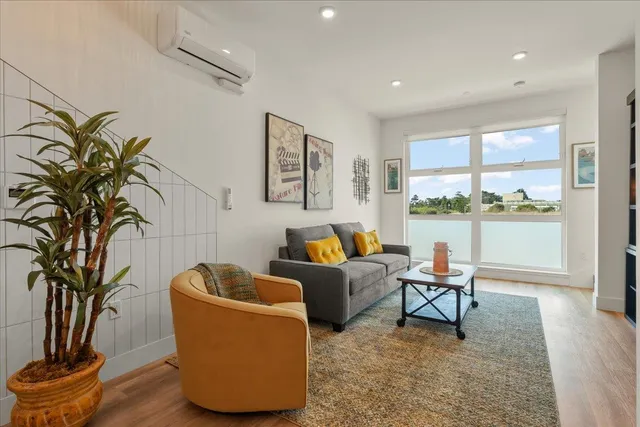 $1,099,000 | 202 Panetta Avenue, Unit 9, Santa Cruz, CA 95060