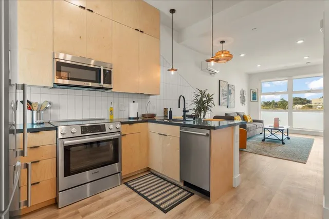 $1,099,000 | 202 Panetta Avenue, Unit 9, Santa Cruz, CA 95060