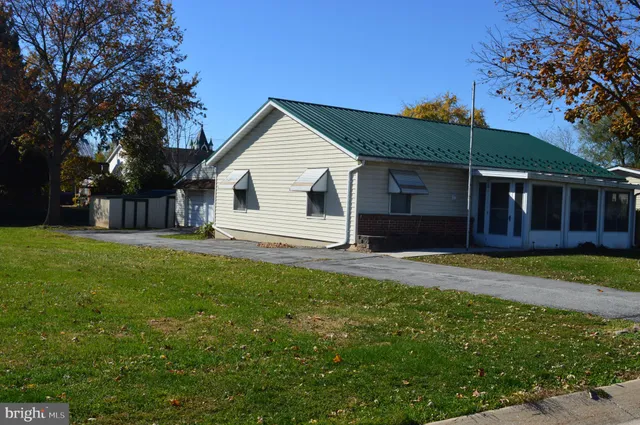 $249,900 | 41 Westview Drive, Taneytown, MD 21787