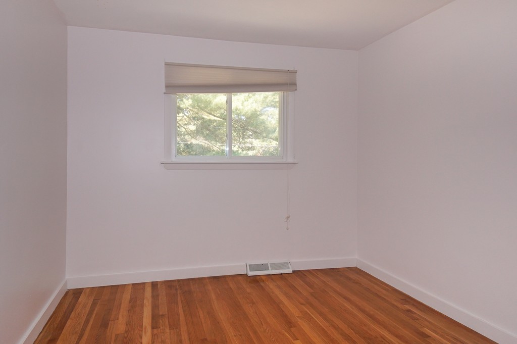 361 Dutton Road Sudbury, MA 01776 - Photo 14 of 27 Gallery Image 14