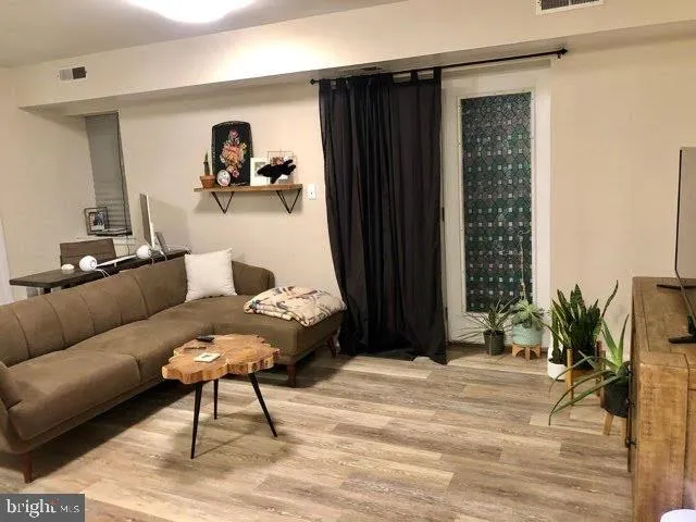 $1,980 | Paladin, Wilmington, DE 19802