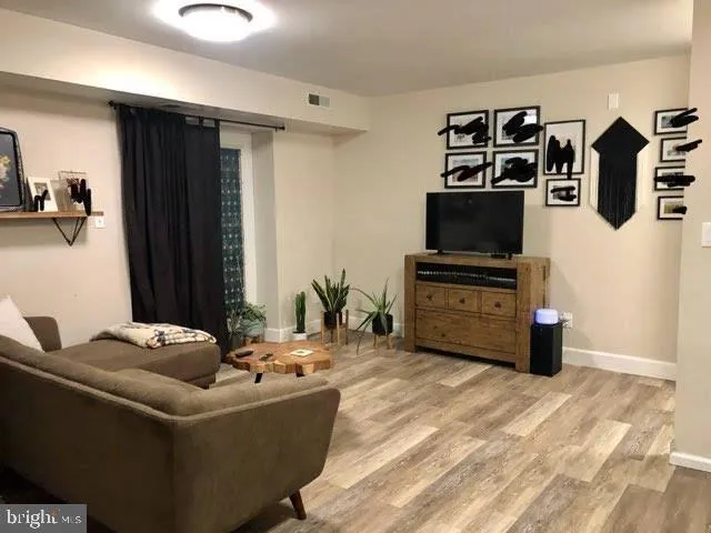 $1,980 | Paladin, Wilmington, DE 19802