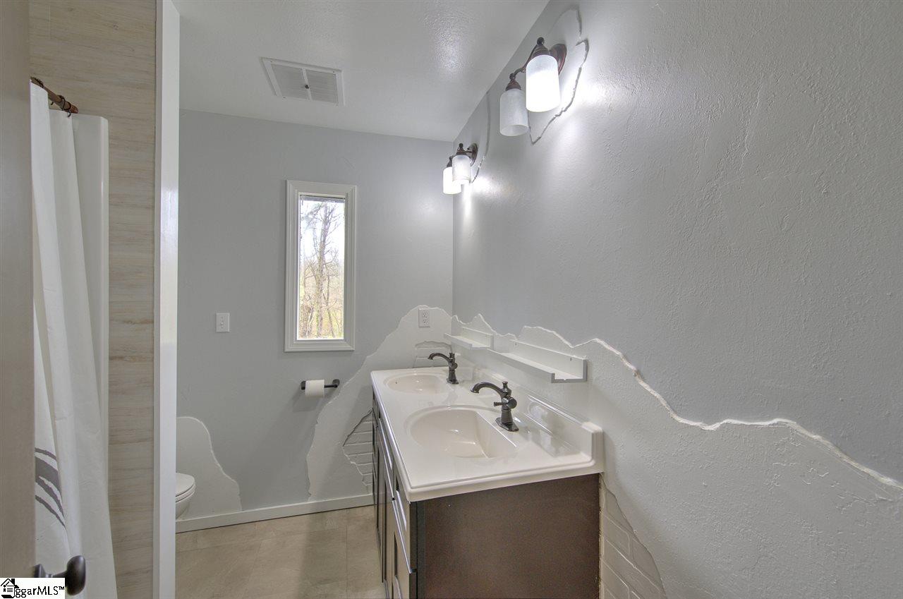114 Shetland Way Greer, SC 29650 - Photo 24 of 36 Gallery Image 24