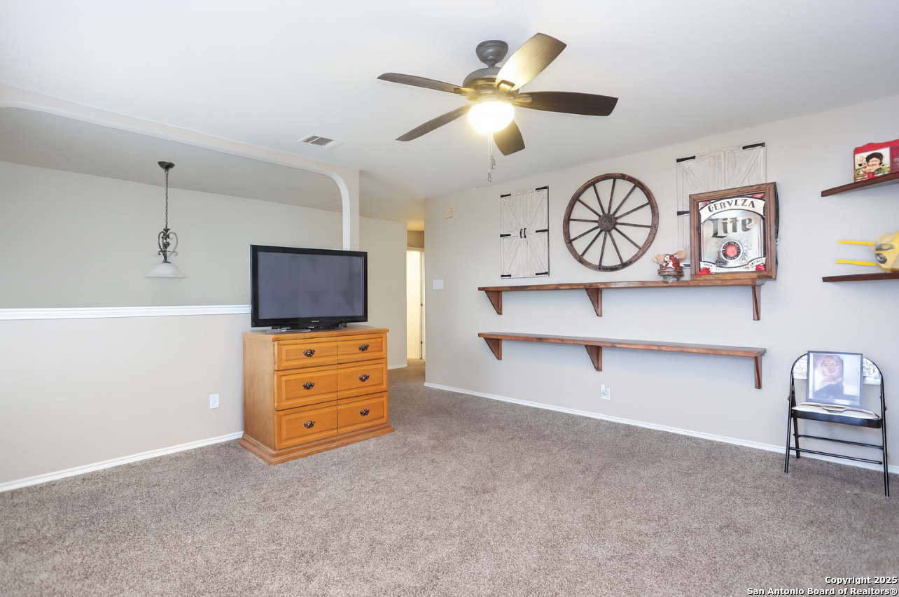 423 Silver Bit San Antonio, TX 78227 - Photo 13 of 22