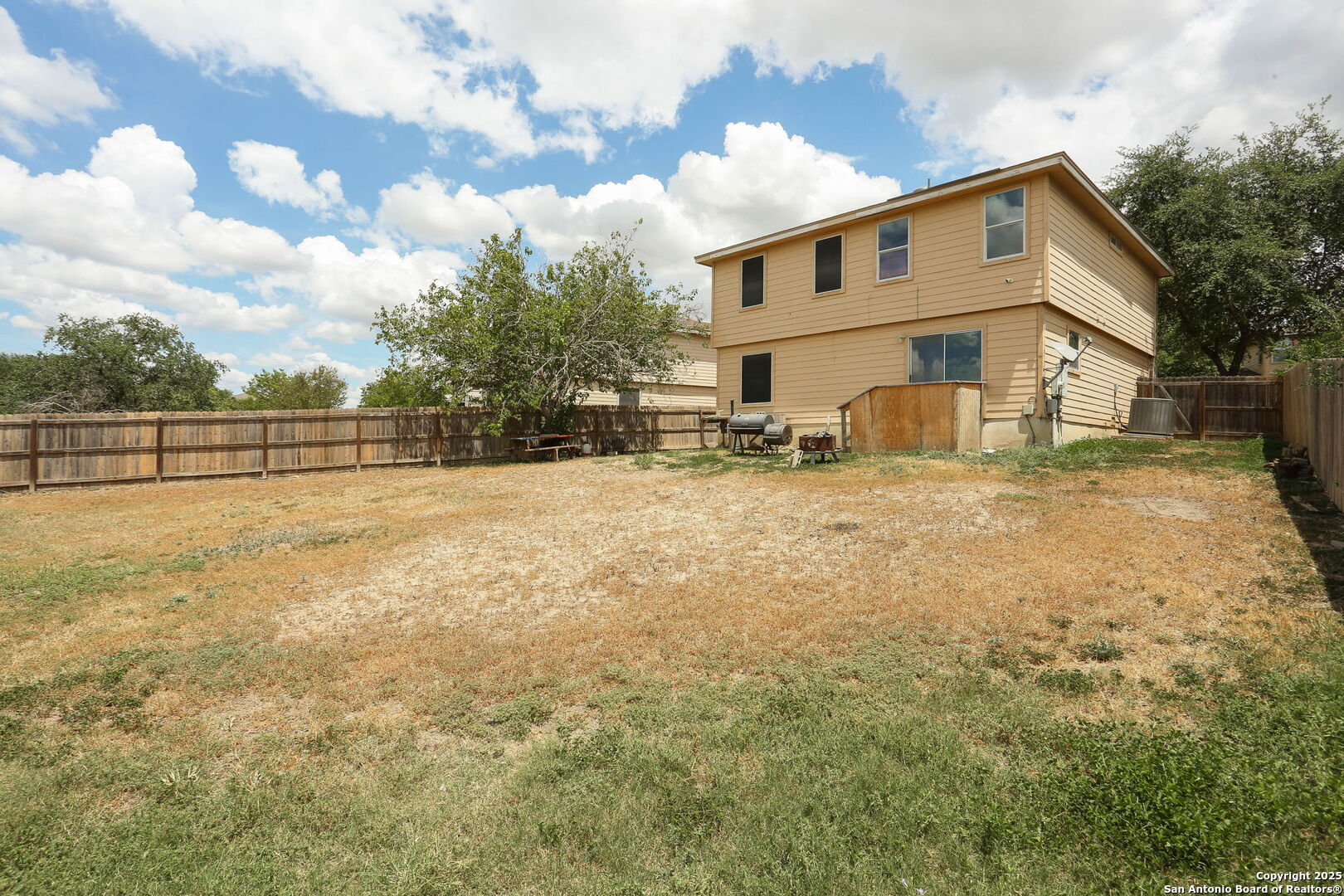 423 Silver Bit San Antonio, TX 78227 - Photo 20 of 22