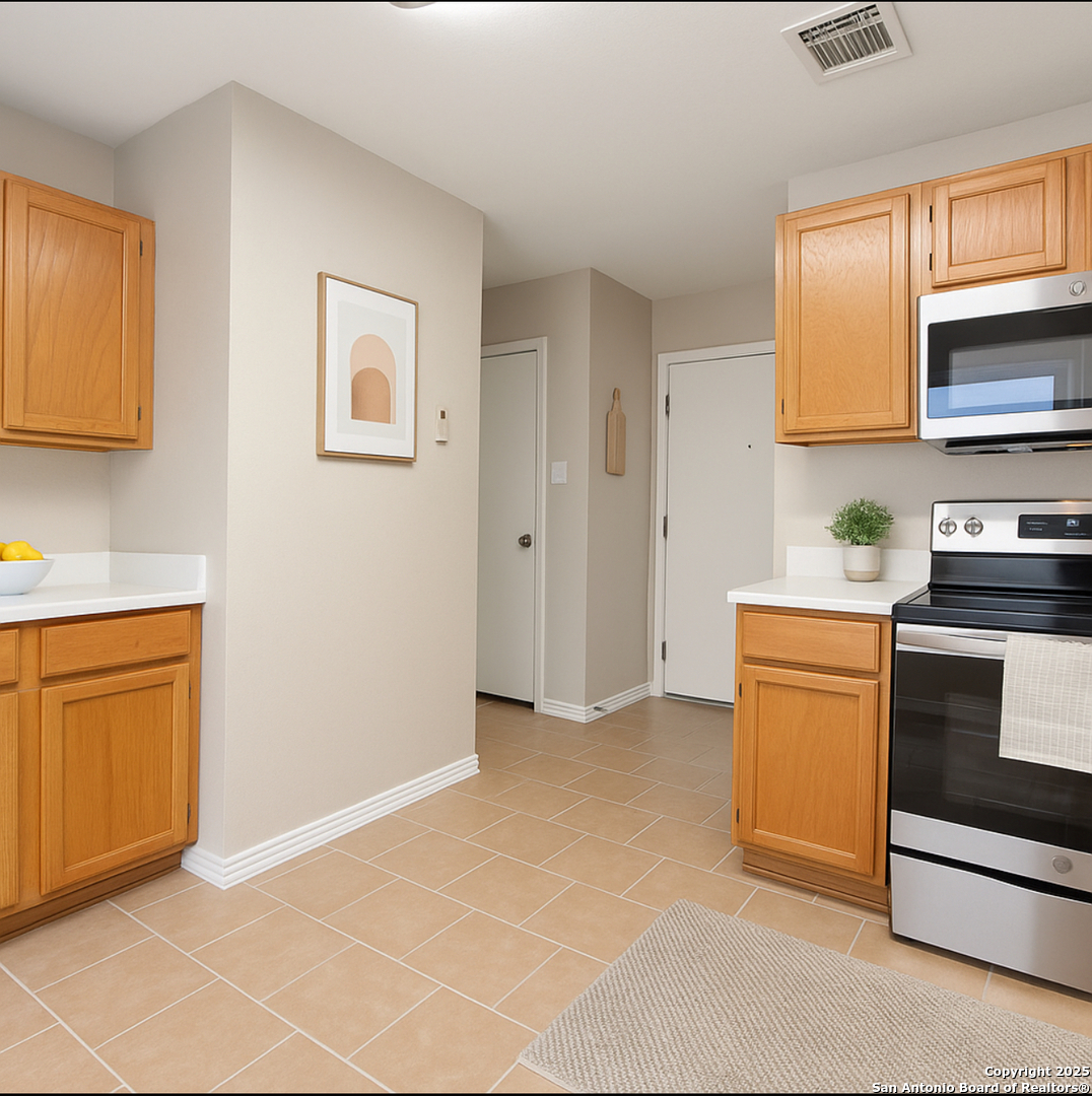 423 Silver Bit San Antonio, TX 78227 - Photo 10 of 22