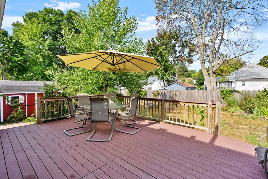 67 Altoona Road Dedham, MA 02026 - Photo 4 of 29 Gallery Image 4