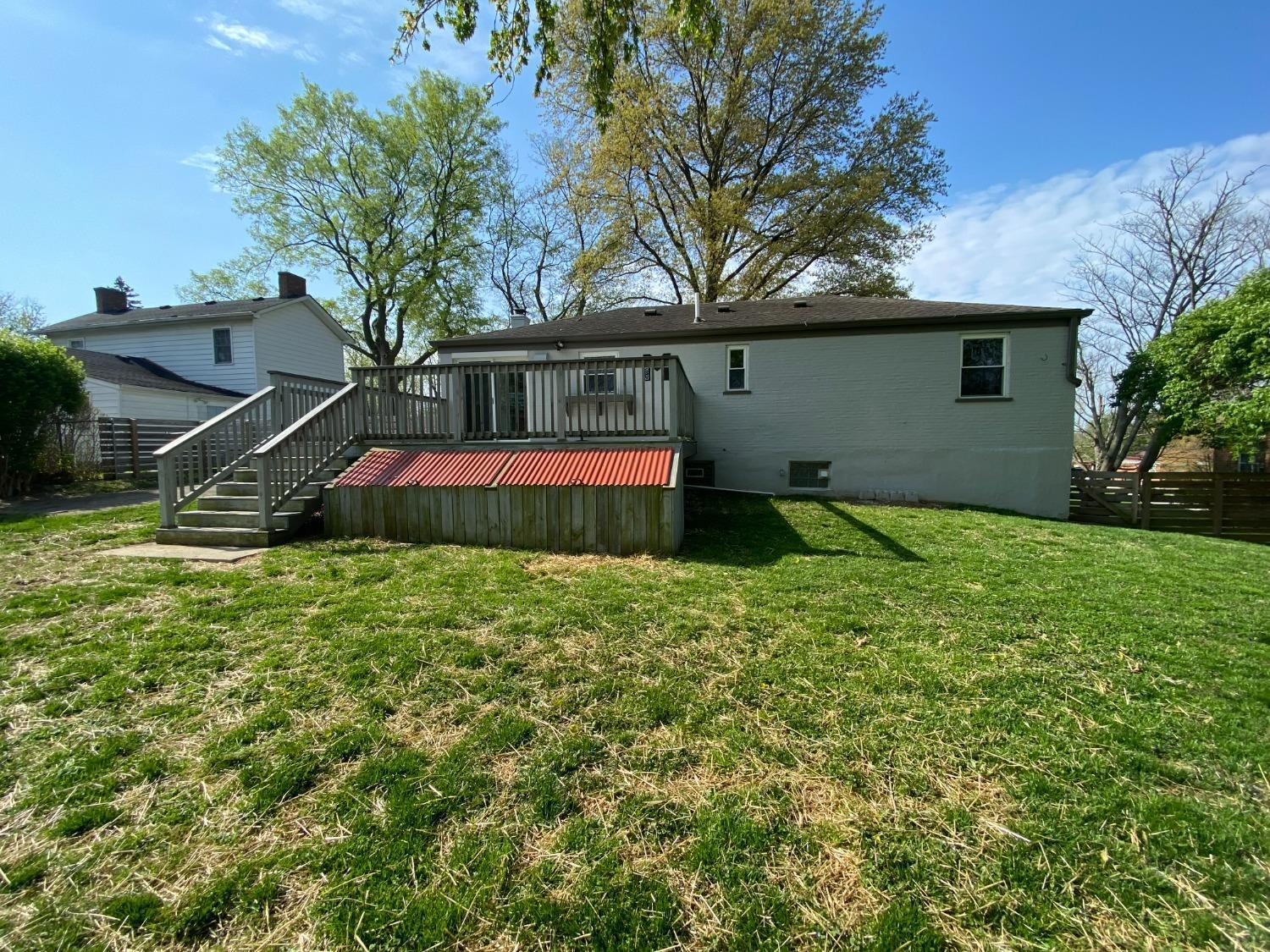 6822 Hearne Road Cincinnati, OH 45248 - Photo 28 of 37
