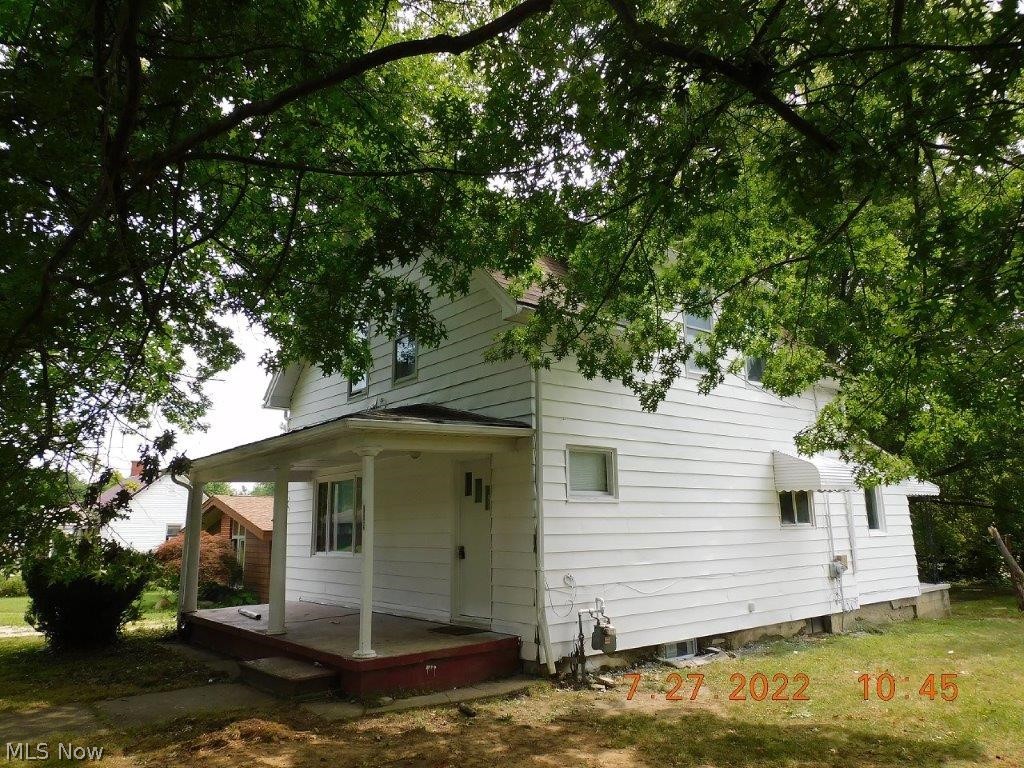 809 Spring Street Conneaut, OH 44030 - Photo 3 of 17 Gallery Image 3