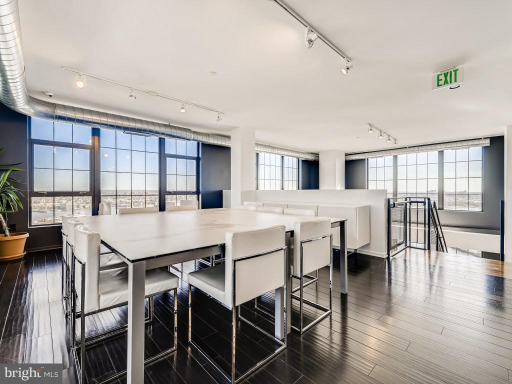 1200 Steuart Street, Unit 720 Baltimore, MD 21230 - Photo 36 of 79 Sky Lounge - community amenity