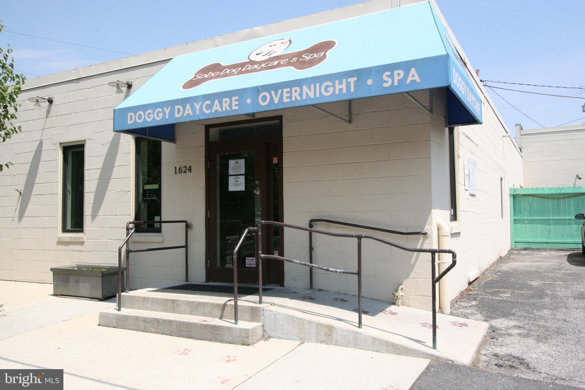 1200 Steuart Street, Unit 720 Baltimore, MD 21230 - Photo 66 of 79 Doggy Day Care - one block form Silo Point