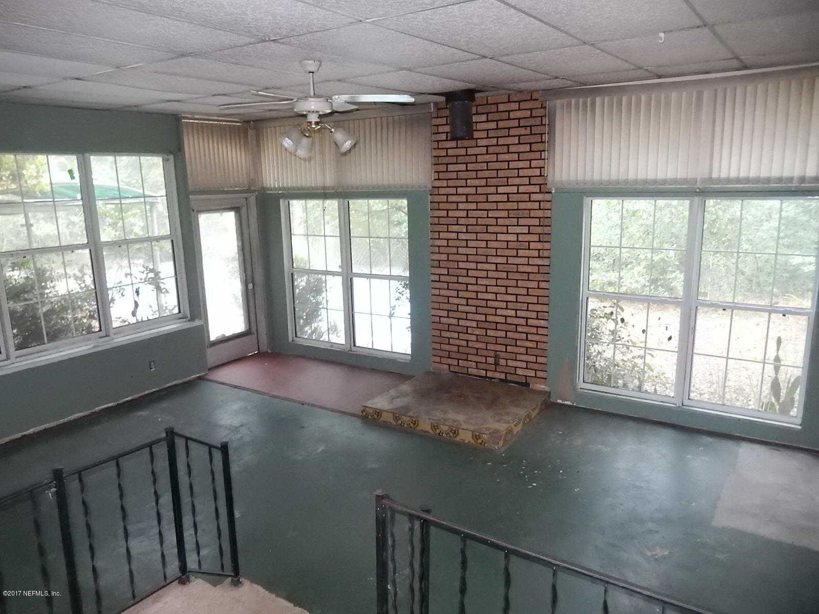 3272 Peoria Road Orange Park, FL 32065 - Photo 12 of 36 family room