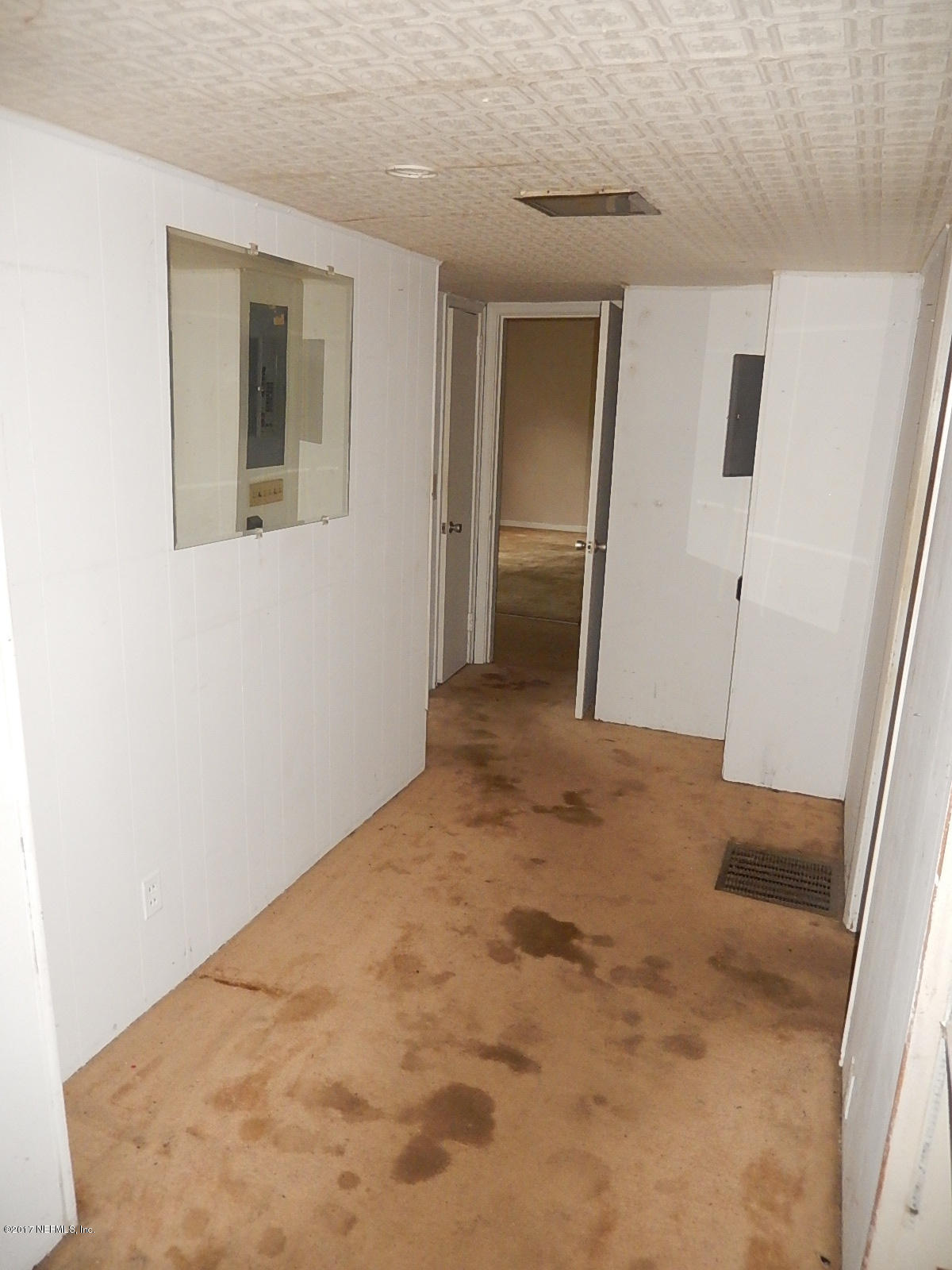 3272 Peoria Road Orange Park, FL 32065 - Photo 28 of 36 bedroom hallway - view 2