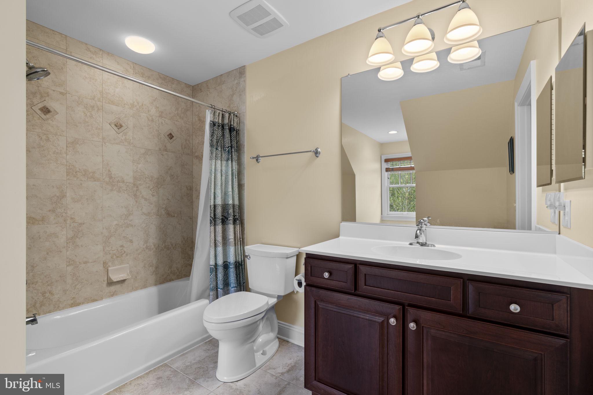 370 Eagle Hill Road Pasadena, MD 21122 - Photo 56 of 118 Bedroom 3 Bathroom