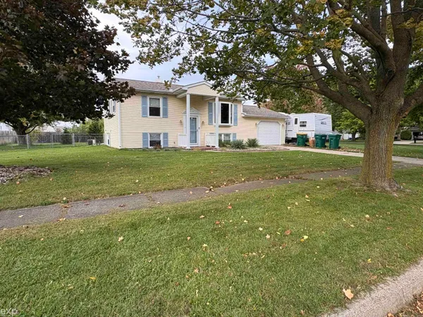 $219,900 | 3157 Coventry Drive, Bay City, MI 48706
