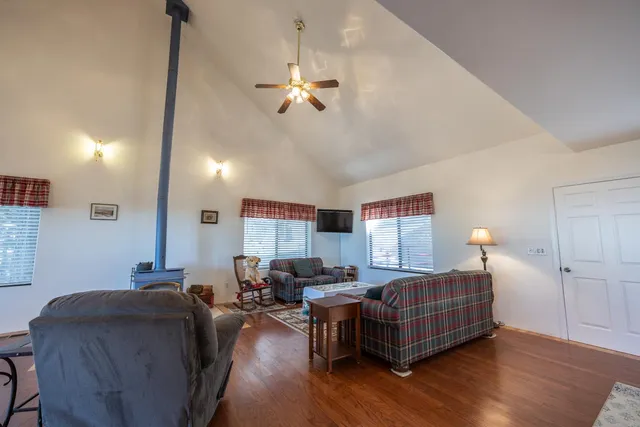 $1,980,800 | 7501 Yosemite Park Way, Yosemite West, CA 95389