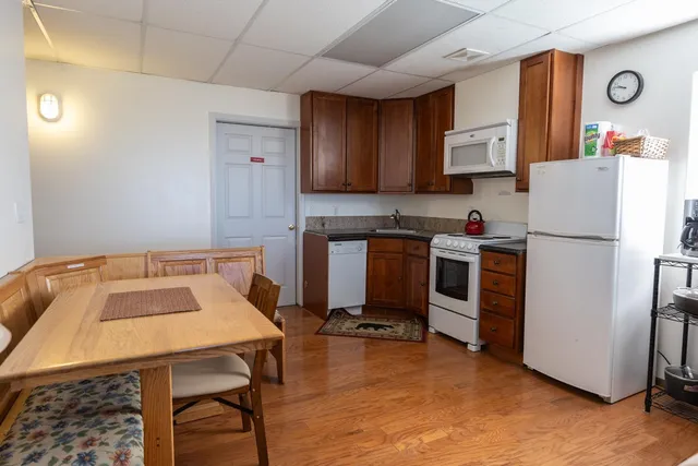 $1,980,800 | 7501 Yosemite Park Way, Yosemite West, CA 95389