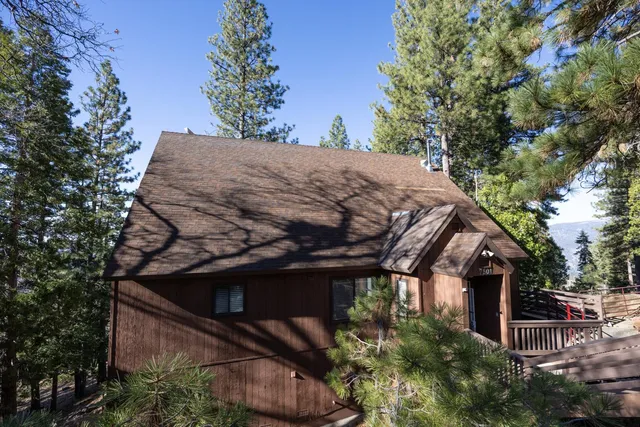 $1,980,800 | 7501 Yosemite Park Way, Yosemite West, CA 95389