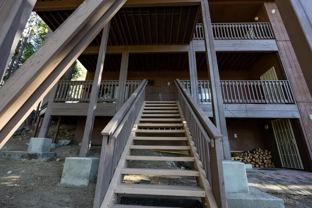 $1,980,800 | 7501 Yosemite Park Way, Yosemite West, CA 95389