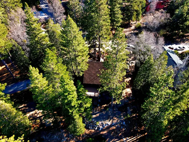 $1,980,800 | 7501 Yosemite Park Way, Yosemite West, CA 95389