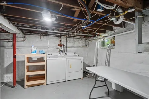 $484,500 | 1521 Rhode Island Street, Lawrence, KS 66044