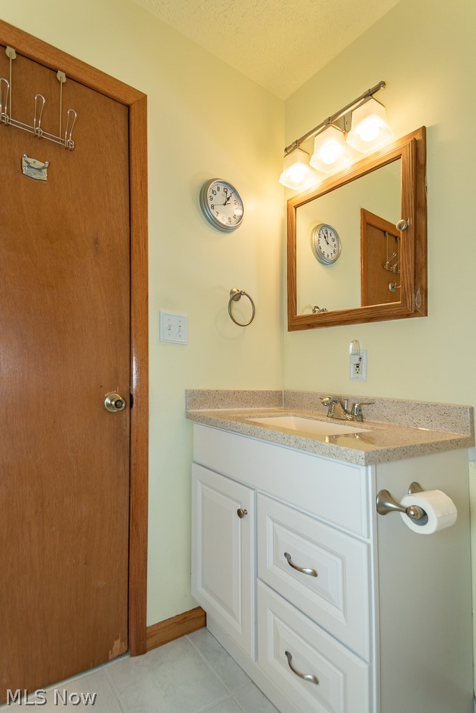 30116 Forestgrove Road Willowick, OH 44095 - Photo 33 of 33 1st Floor Bath Vanity