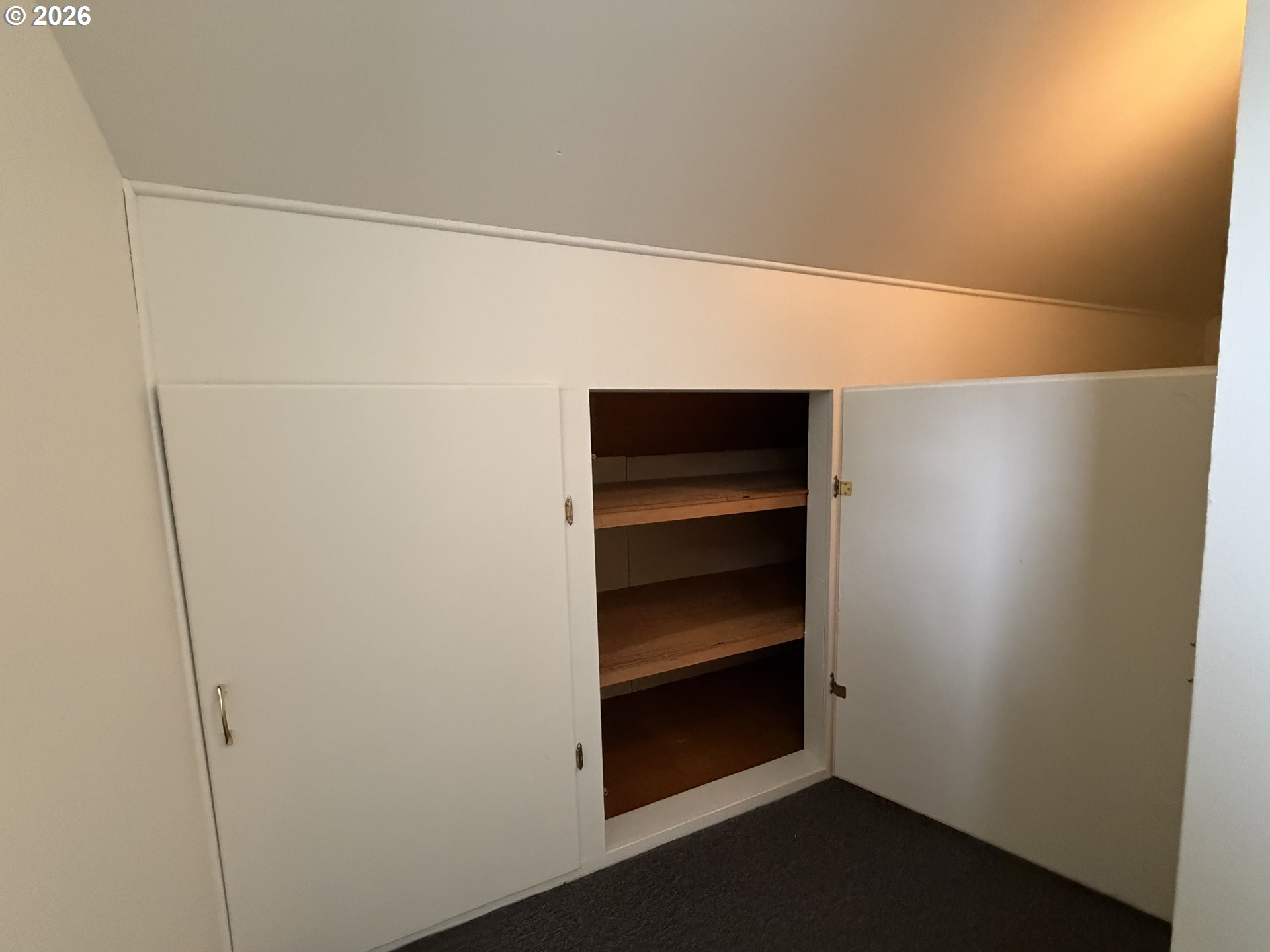 8906 Northeast Hancock Street Portland, OR 97220 - Photo 25 of 39