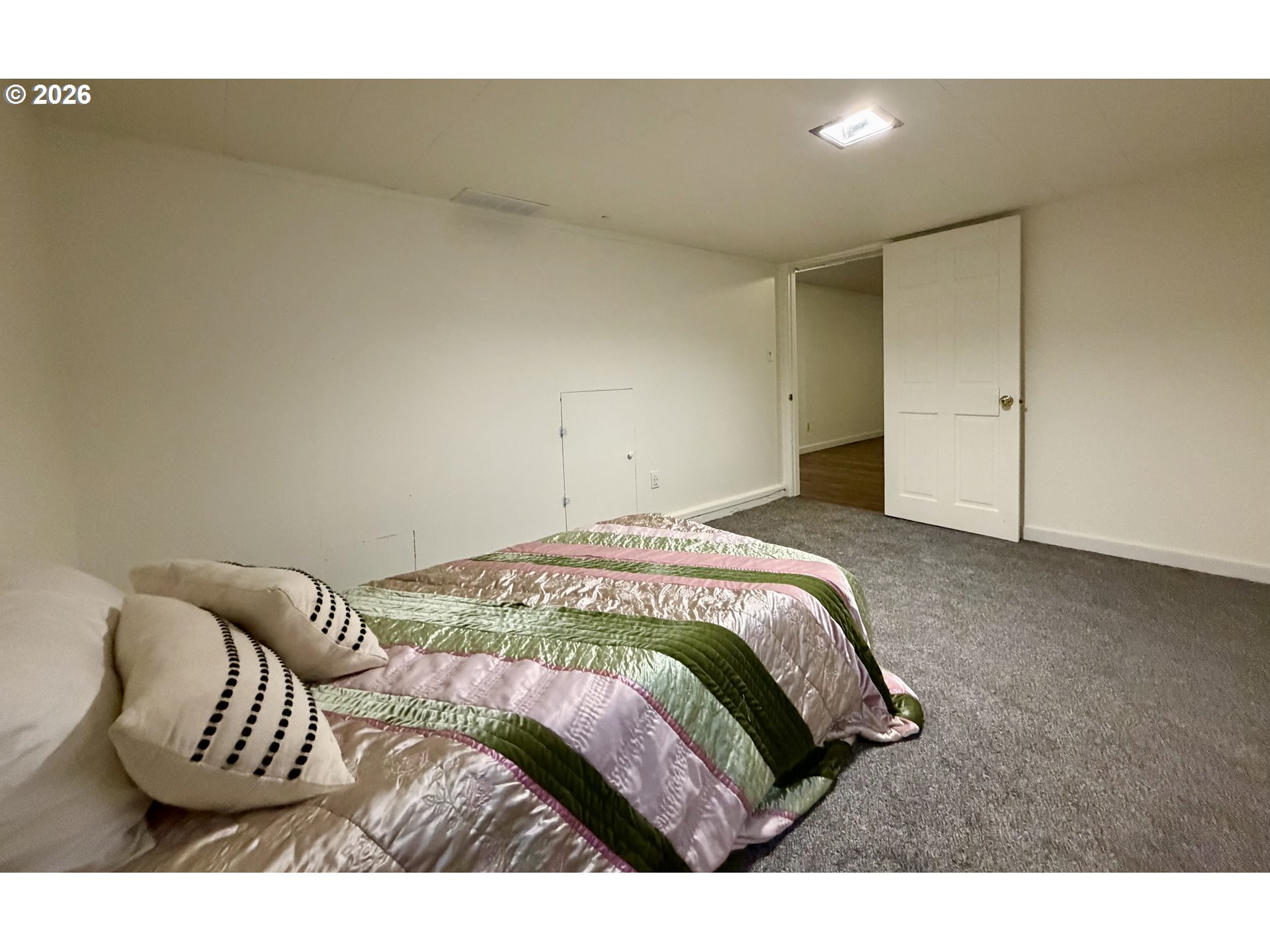 8906 Northeast Hancock Street Portland, OR 97220 - Photo 27 of 39