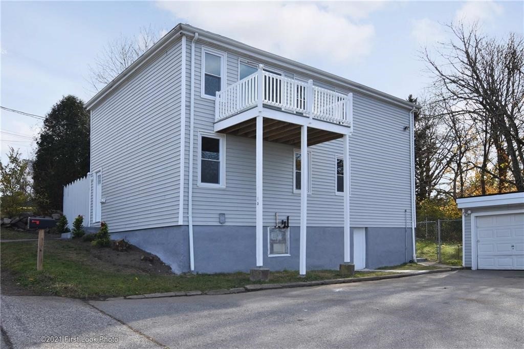 135 Randolph Avenue, Unit 1 Tiverton, RI 02878 - Photo 1 of 14