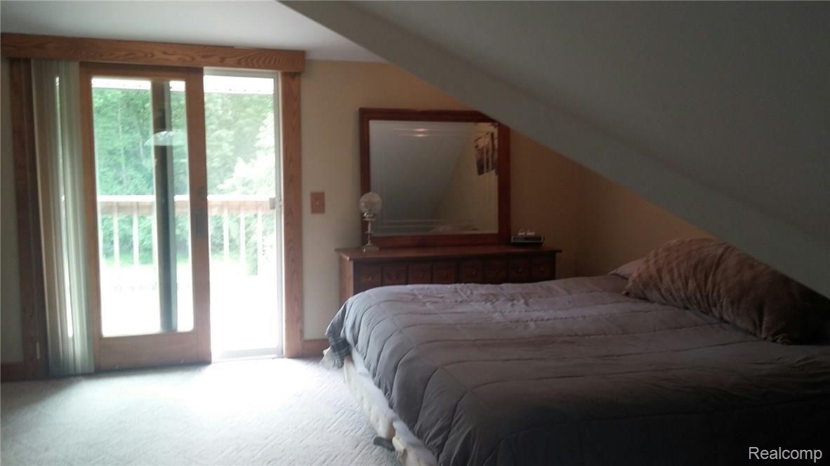 3444 Ray Road Holly, MI 48442 - Photo 32 of 62 master bedroom with private deck