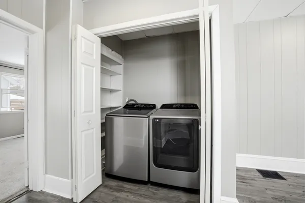 $179,900 | 406 West Balsam Street, Forreston, IL 61030