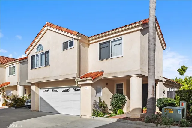 $1,595,000 | 286 Carefree Lane, Costa Mesa, CA 92627