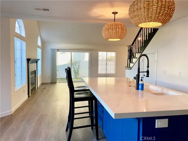 $1,595,000 | 286 Carefree Lane, Costa Mesa, CA 92627