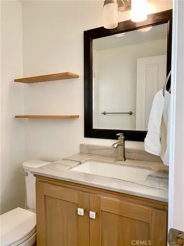 $1,595,000 | 286 Carefree Lane, Costa Mesa, CA 92627