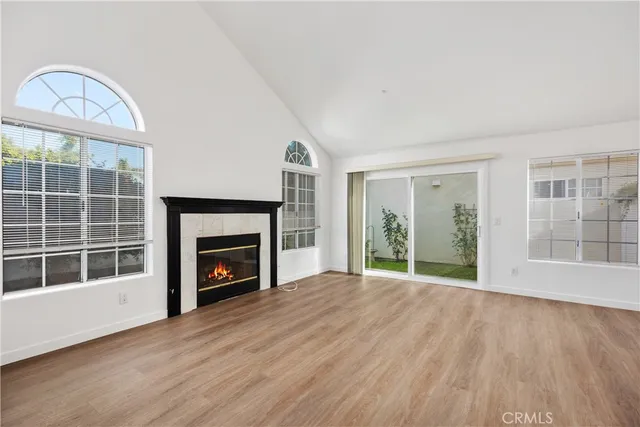 $1,595,000 | 286 Carefree Lane, Costa Mesa, CA 92627