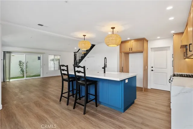 $1,595,000 | 286 Carefree Lane, Costa Mesa, CA 92627