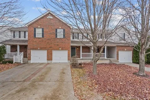 $289,000 | 1232 Southwest Wysteria Drive, Lee's Summit, MO 64082