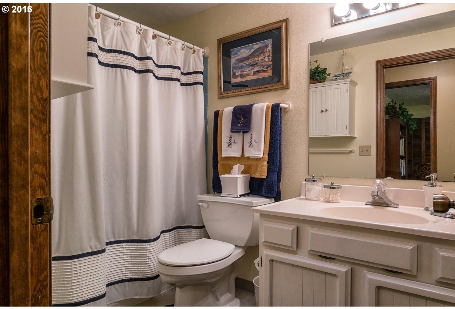 15903 Northeast 29th Avenue Ridgefield, WA 98642 - Photo 15 of 32 Gallery Image 15