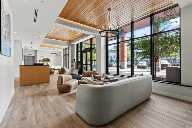 $659,000 | 383 Commercial Street, Unit 405, Portland, ME 04101