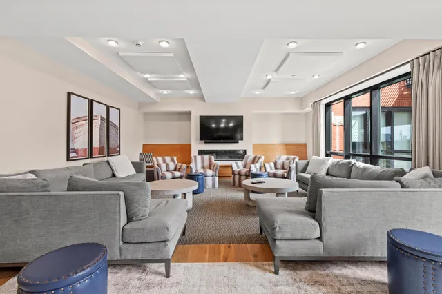 $659,000 | 383 Commercial Street, Unit 405, Portland, ME 04101