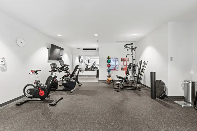 $659,000 | 383 Commercial Street, Unit 405, Portland, ME 04101