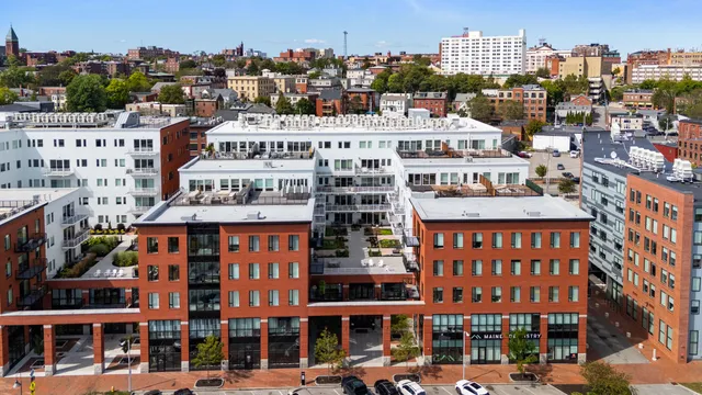 $659,000 | 383 Commercial Street, Unit 405, Portland, ME 04101