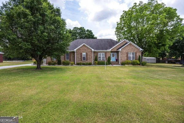 $335,000 | 411 Dixieland Drive, Byron, GA 31008