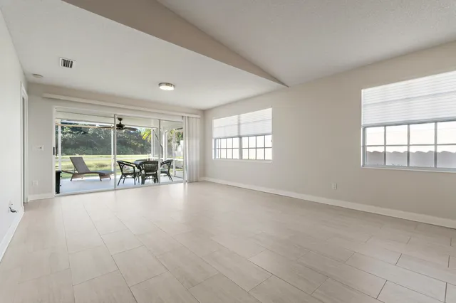 $435,000 | 8320 Southeast Double Tree Drive, Hobe Sound, FL 33455