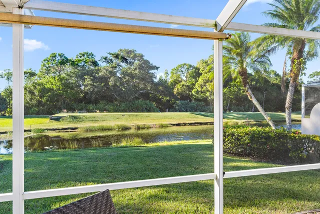 $435,000 | 8320 Southeast Double Tree Drive, Hobe Sound, FL 33455