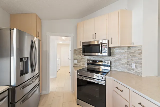 $435,000 | 8320 Southeast Double Tree Drive, Hobe Sound, FL 33455