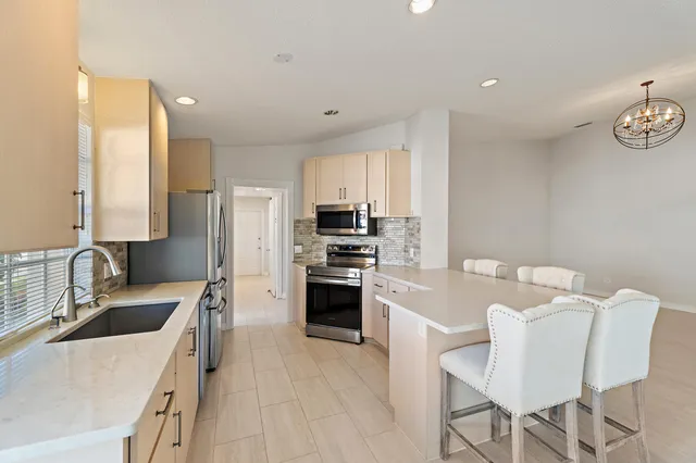 $435,000 | 8320 Southeast Double Tree Drive, Hobe Sound, FL 33455